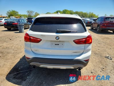 Zdjęcie 6 z 13 samochodu: 2018 BMW X1 XDRIVE28I VIN:WBXHT3C3XJ5L30804 - miniatura