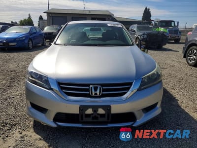 Piąte zdjęcie samochodu w środku: 2015 HONDA ACCORD LX VIN:1HGCR2F32FA155136 - miniatura