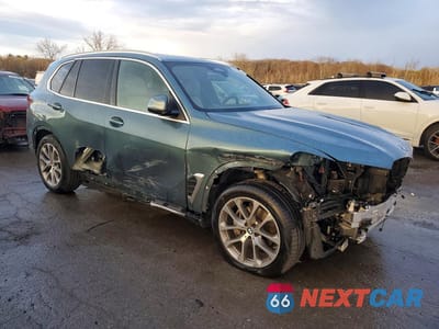 Czwarte zdjęcie samochodu z boku: 2024 BMW X5 XDRIVE40I VIN:5UX23EU05R9T89491 - miniatura