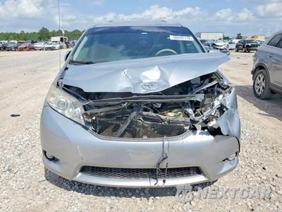 Piąte zdjęcie samochodu w środku: 2014 TOYOTA SIENNA XLE 7-PASSENGER VIN:5TDDK3DC2ES076390 - miniatura