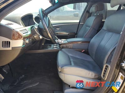 Zdjęcie 7 z 12 samochodu: 2006 BMW 750 I VIN:WBAHL83506DT02256 - miniatura