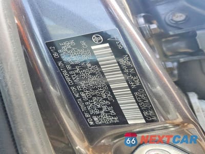 Zdjęcie 12 z 12 samochodu: 2012 TOYOTA PRIUS C TWO VIN:JTDKDTB3XC1020003 - miniatura