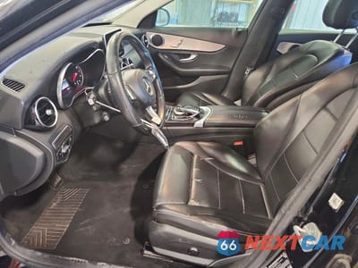 Zdjęcie 7 z 12 samochodu: 2016 MERCEDES-BENZ C 300 VIN:55SWF4JB4GU100421 - miniatura