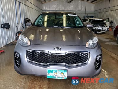Piąte zdjęcie samochodu w środku: 2017 KIA SPORTAGE LX VIN:KNDPMCAC0H7088595 - miniatura