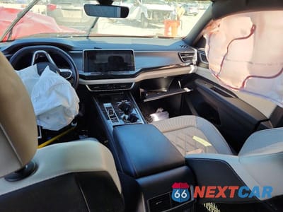 Zdjęcie 8 z 13 samochodu: 2025 VOLKSWAGEN ATLAS CROSS SPORT SEL PREMIUM R-LINE VIN:1V2FE2CA3SC210491 - miniatura