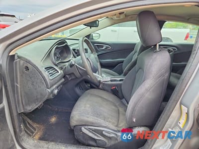 Zdjęcie 7 z 12 samochodu: 2015 CHRYSLER 200 LIMITED VIN:1C3CCCAB1FN593485 - miniatura