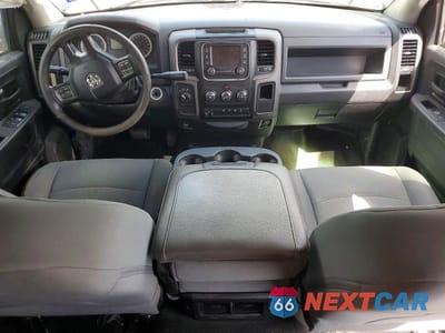 Zdjęcie 8 z 13 samochodu: 2017 RAM 3500 ST VIN:3C63RRGL9HG747845 - miniatura