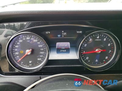 Zdjęcie 9 z 11 samochodu: 2018 MERCEDES-BENZ E 300 4MATIC VIN:WDDZF4KB2JA371898 - miniatura