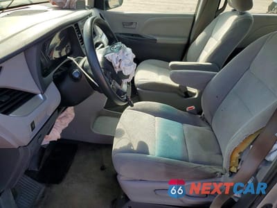 Zdjęcie 7 z 14 samochodu: 2015 TOYOTA SIENNA L 7-PASSENGER VIN:5TDZK3DCXFS635532 - miniatura