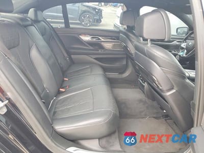 Zdjęcie 10 z 12 samochodu: 2018 BMW 750 I VIN:WBA7F0C5XJGM24179 - miniatura