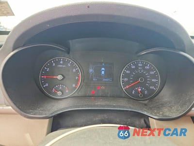 Zdjęcie 9 z 12 samochodu: 2016 KIA OPTIMA LX VIN:5XXGT4L30GG008711 - miniatura