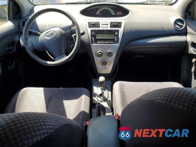 Zdjęcie 8 z 12 samochodu: 2008 TOYOTA YARIS BASE VIN:JTDBT923081221261 - miniatura