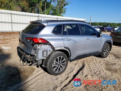 Trzecie zdjęcie samochodu z tyłu: 2022 TOYOTA COROLLA CROSS XLE VIN:7MUDAAAGXNV033825 - miniatura