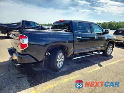 Trzecie zdjęcie samochodu z tyłu: 2016 TOYOTA TUNDRA CREWMAX LIMITED VIN:5TFFW5F14GX202198 - miniatura