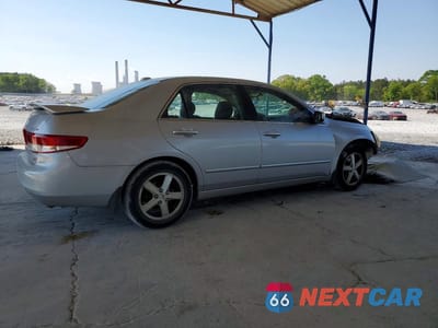 Trzecie zdjęcie samochodu z tyłu: 2004 HONDA ACCORD EX VIN:1HGCM56814A072001 - miniatura