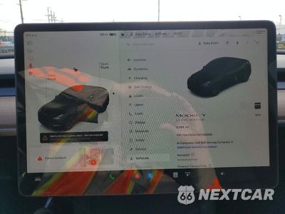 Zdjęcie 9 z 12 samochodu: 2025 TESLA MODEL Y VIN:7SAYGDED1SF265406 - miniatura