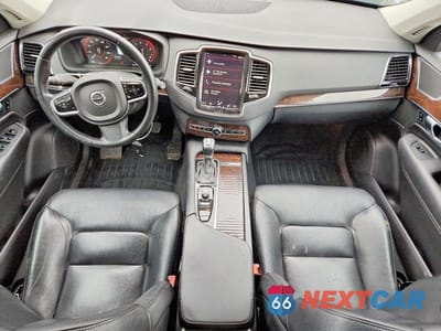 Zdjęcie 8 z 13 samochodu: 2016 VOLVO XC90 T6 VIN:YV4A22PK2G1031334 - miniatura