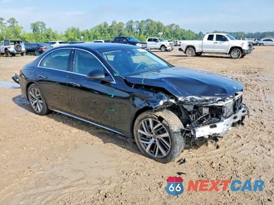 Czwarte zdjęcie samochodu z boku: 2025 MERCEDES-BENZ E 350 VIN:W1KLF4GB2SA131525 - miniatura