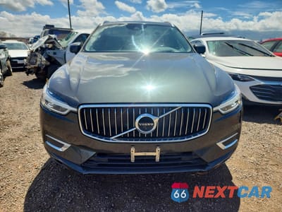 Piąte zdjęcie samochodu w środku: 2018 VOLVO XC60 T6 INSCRIPTION VIN:YV4A22RL2J1079722 - miniatura