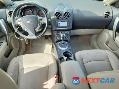 Zdjęcie 8 z 12 samochodu: 2013 NISSAN ROGUE S VIN:JN8AS5MVXDW649197 - miniatura