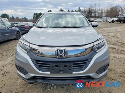 Piąte zdjęcie samochodu w środku: 2022 HONDA HR-V LX VIN:3CZRU6H39NM747527 - miniatura
