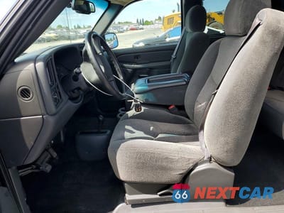 Zdjęcie 7 z 12 samochodu: 2004 CHEVROLET SILVERADO K1500 VIN:1GCEK19T94E155044 - miniatura