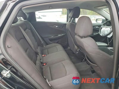 Zdjęcie 10 z 12 samochodu: 2023 CHEVROLET MALIBU LT VIN:1G1ZD5ST1PF224880 - miniatura