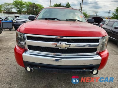 Piąte zdjęcie samochodu w środku: 2008 CHEVROLET SILVERADO K1500 VIN:2GCEK19J181218188 - miniatura