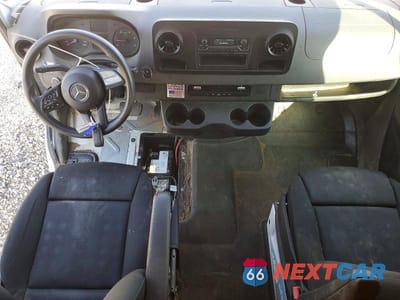 Zdjęcie 8 z 14 samochodu: 2022 MERCEDES-BENZ SPRINTER 3500 VIN:W1Y5ECHY4NT105838 - miniatura