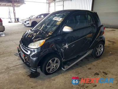2009 SMART FORTWO PURE WMEEJ31XX9K257332 - główne zdjęcie licytacji z USA - miniatura