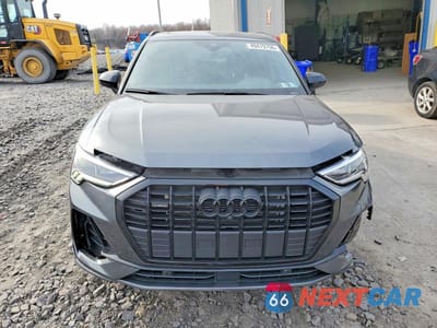 Piąte zdjęcie samochodu w środku: 2025 AUDI Q3 PREMIUM PLUS S LINE 45 VIN:WA1EECF31S1041688 - miniatura