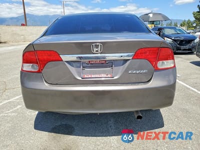 Zdjęcie 6 z 12 samochodu: 2010 HONDA CIVIC LX VIN:19XFA1F56AE007401 - miniatura
