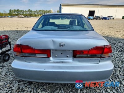 Zdjęcie 6 z 12 samochodu: 2002 HONDA ACCORD EX VIN:1HGCG66822A171775 - miniatura