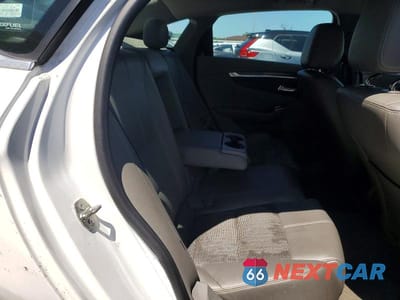 Zdjęcie 10 z 12 samochodu: 2018 CHEVROLET IMPALA LT VIN:2G1105S3XJ9139612 - miniatura
