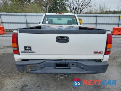 Zdjęcie 6 z 11 samochodu: 2001 GMC NEW SIERRA C1500 VIN:1GTEC14V01E900913 - miniatura