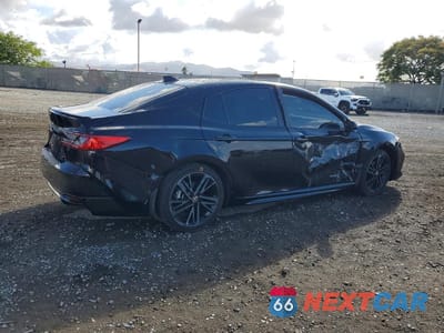Trzecie zdjęcie samochodu z tyłu: 2025 TOYOTA CAMRY XSE VIN:4T1DAACK8SU131394 - miniatura