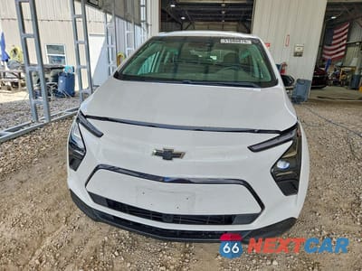 Piąte zdjęcie samochodu w środku: 2023 CHEVROLET BOLT EV 1LT VIN:1G1FW6S09P4154923 - miniatura