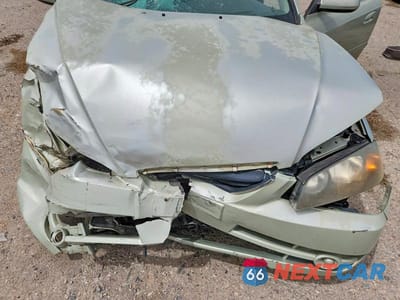 Zdjęcie 11 z 12 samochodu: 2004 HYUNDAI ELANTRA GLS VIN:KMHDN46D94U745019 - miniatura