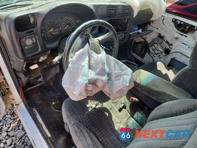 Zdjęcie 8 z 12 samochodu: 2001 CHEVROLET S TRUCK S10 VIN:1GCCS19WX18126115 - miniatura