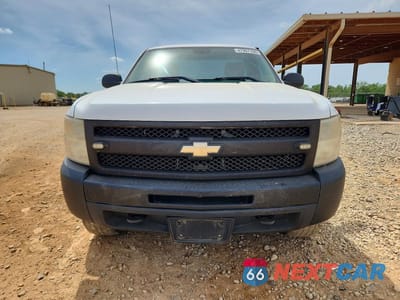 Piąte zdjęcie samochodu w środku: 2011 CHEVROLET SILVERADO K1500 VIN:1GCNKPE04BZ325363 - miniatura