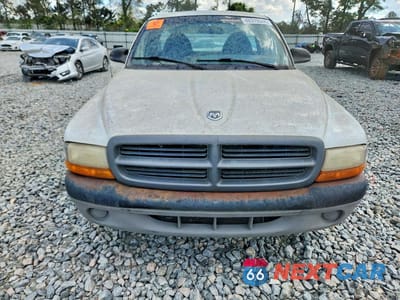Piąte zdjęcie samochodu w środku: 1999 DODGE DAKOTA VIN:1B7FL26P0XS267493 - miniatura