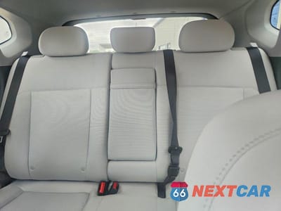 Zdjęcie 10 z 12 samochodu: 2025 HYUNDAI KONA SEL VIN:KM8HB3AB0SU339640 - miniatura