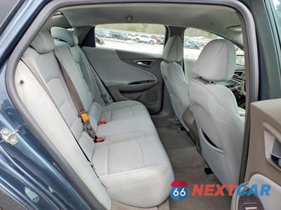 Zdjęcie 10 z 12 samochodu: 2019 CHEVROLET MALIBU LS VIN:1G1ZC5ST1KF124905 - miniatura