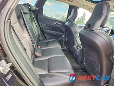 Zdjęcie 11 z 13 samochodu: 2019 VOLVO XC60 T5 INSCRIPTION VIN:LYV102RLXKB306769 - miniatura