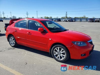 Czwarte zdjęcie samochodu z boku: 2008 MAZDA 3 I VIN:JM1BK32FX81778527 - miniatura