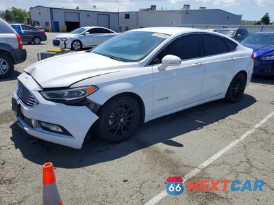 2017 FORD FUSION SE HYBRID 3FA6P0LU8HR165395 - główne zdjęcie licytacji z USA - miniatura