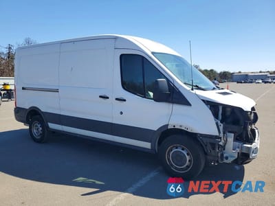 Czwarte zdjęcie samochodu z boku: 2018 FORD TRANSIT 250 DELIVERY VAN VIN:1FTYR2CM1JKB20818 - miniatura