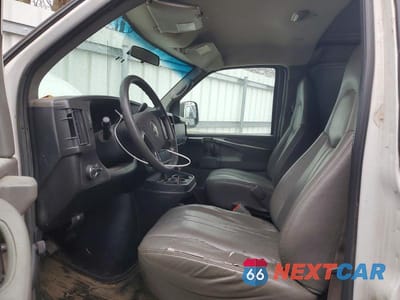 Zdjęcie 7 z 13 samochodu: 2008 CHEV EXPRESS G2500 VIN:1GCGG25C981202429 - miniatura