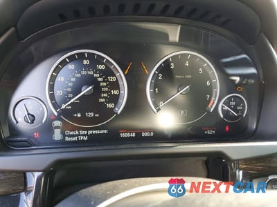Zdjęcie 9 z 13 samochodu: 2015 BMW X5 XDRIVE50I VIN:5UXKR6C5XF0J78871 - miniatura