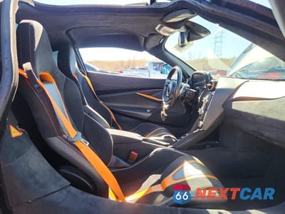 Zdjęcie 10 z 11 samochodu: 2018 MCLAREN 720S VIN:SBM14DCA9JW002047 - miniatura